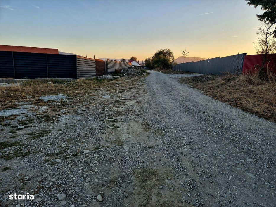 Teren intravilan 1450 mp, construibil Carpinis, zona de case