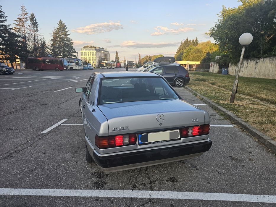 Mercedes-Benz 190