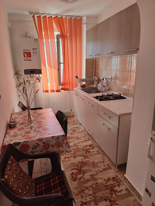Vând apartament 2 camere