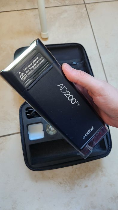 Bliț ad200pro godox