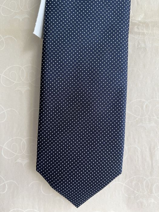 Оригинални вратовръзки на топ брандове - промоционални цени