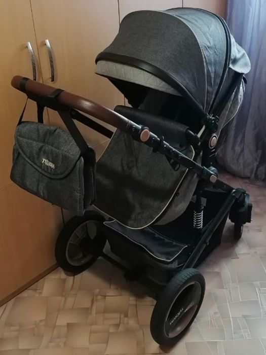 Коляска трансформер.