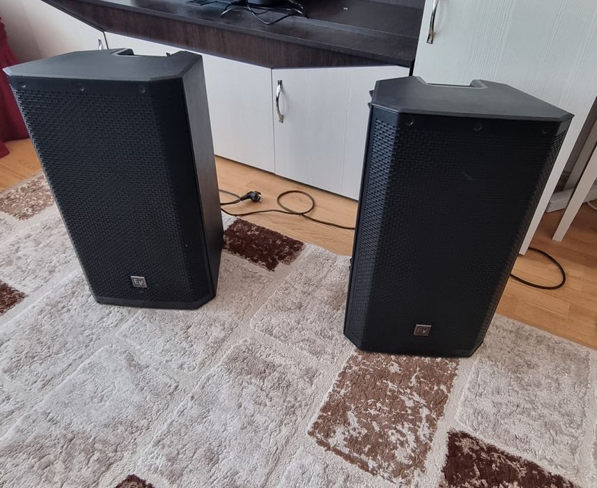 Boxe Active Electro voice Zlx 12p/Bași Activi  "15"/Mixer Proel