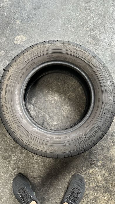 235/65/16c continental