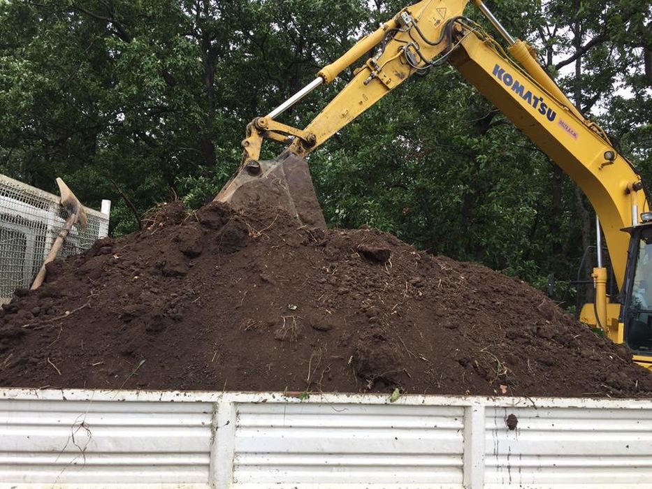 Sort/nisip/pamant negru/spatii verzi/padure/compost/mranita 6/40 tone