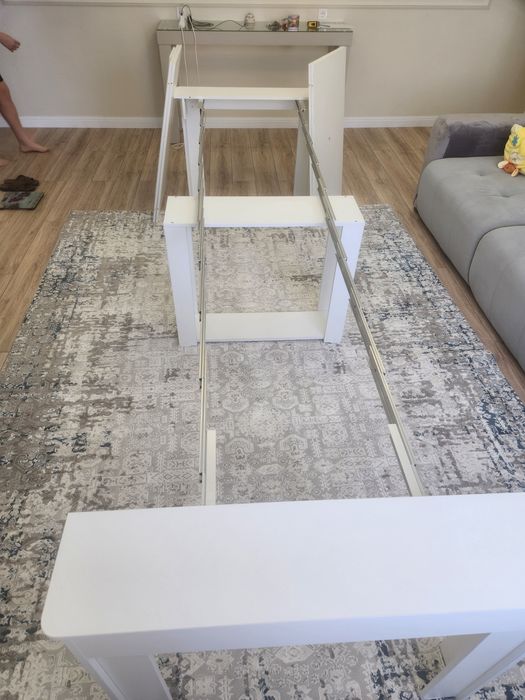 Стол белый. Консоль-трансформер