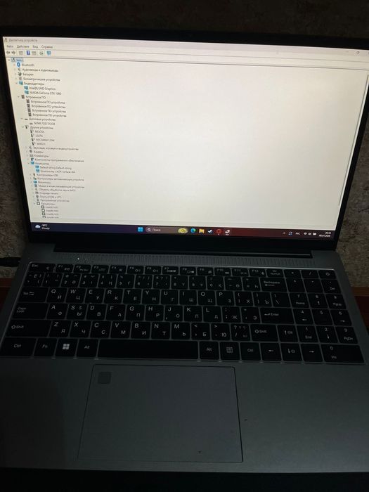 Ноутбук Mizone Pascal 1060