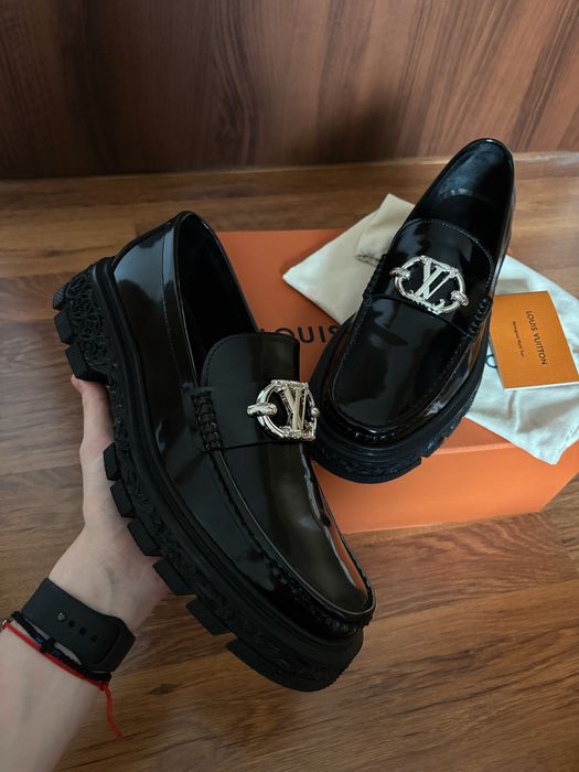 Кожени обувки, лоуфъри Louis Vuitton