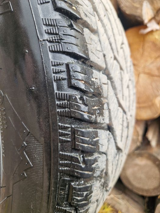 Джанти със зимни гуми за Ауди 225/50/17