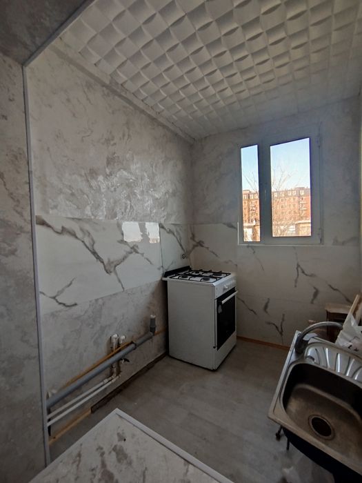 Продаю 2+1/5/5  на Лисуново