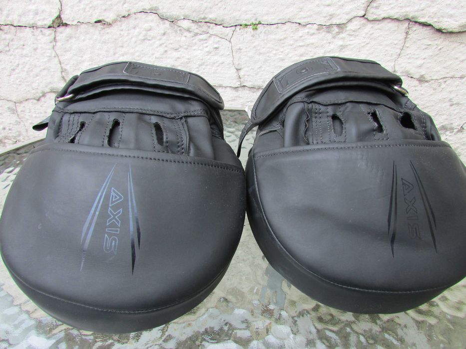 Лапи за бокс Bytomic Axis V2
