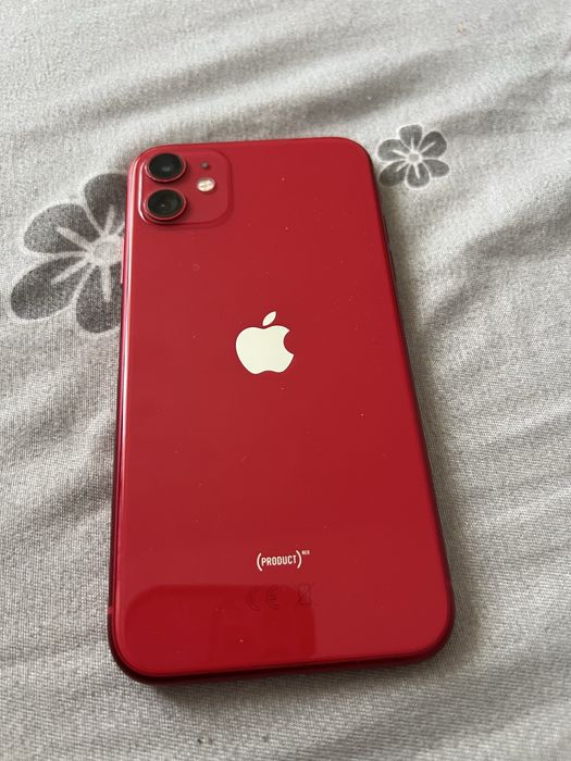 Iphone 11 ,rosu,folosit,husa cadou
