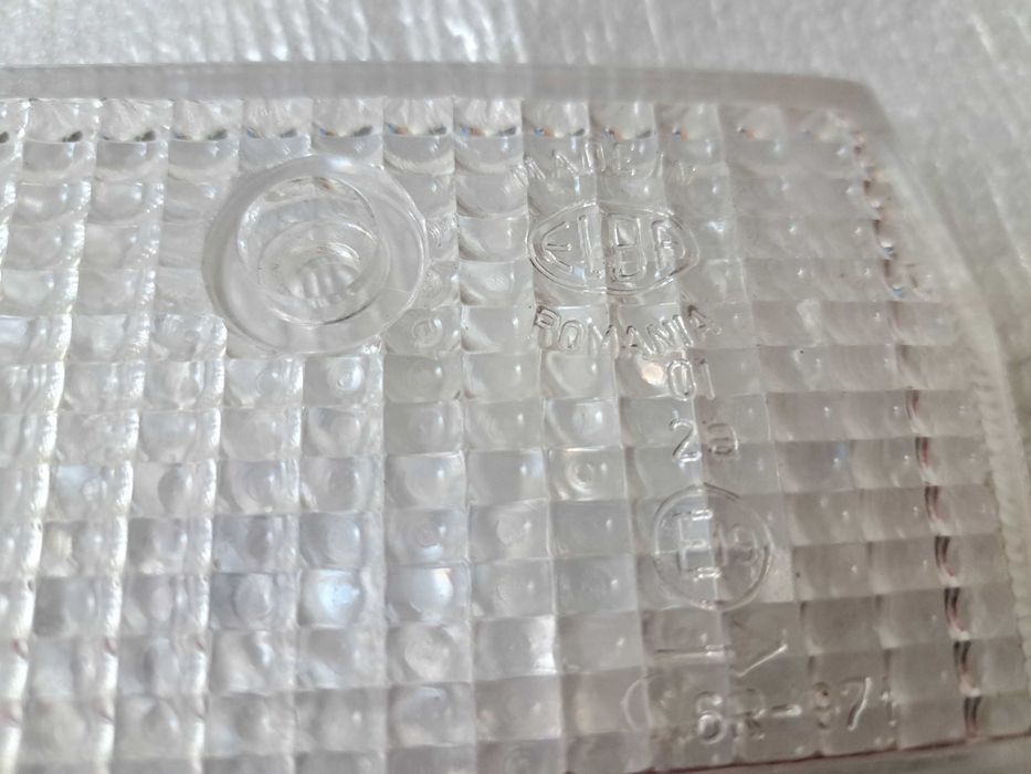 Triple spate ELBA pentru Dacia 1310/1410/Sport cu semnalizare alba