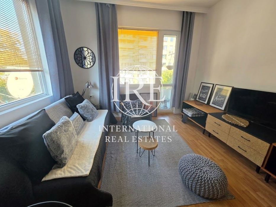 Продава се Тристаен апартамент в Варна, Център - 80 кв.м за 2500 €/кв.м - Снимка #5