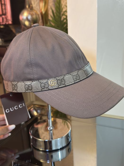 Șapcă Gucci GG – model elegant – gri/taupe