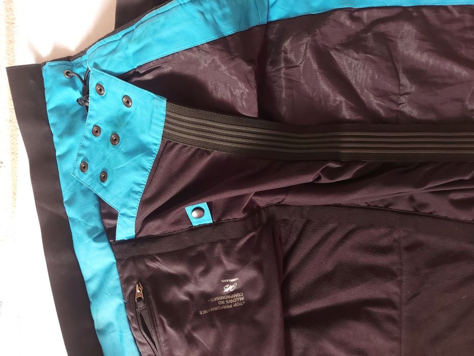 Kjus ski jacket , L42, дамско яке ,primaloft , 20K membrane ,ски