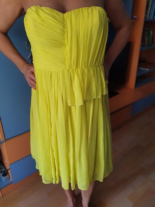 Оригинална рокля на Mango