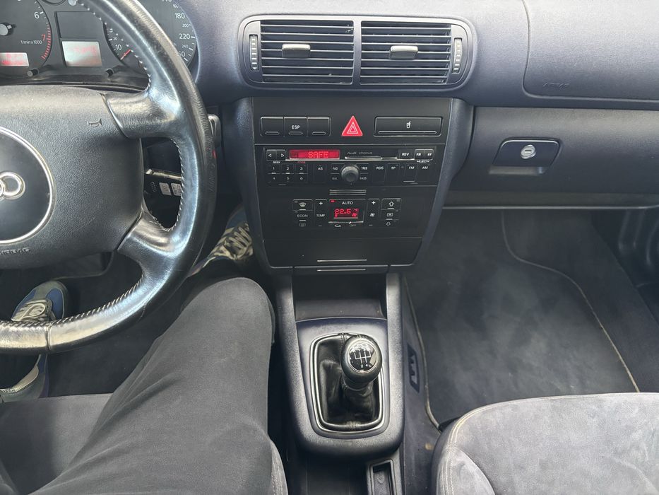 Audi a3 / 1.8 benzina