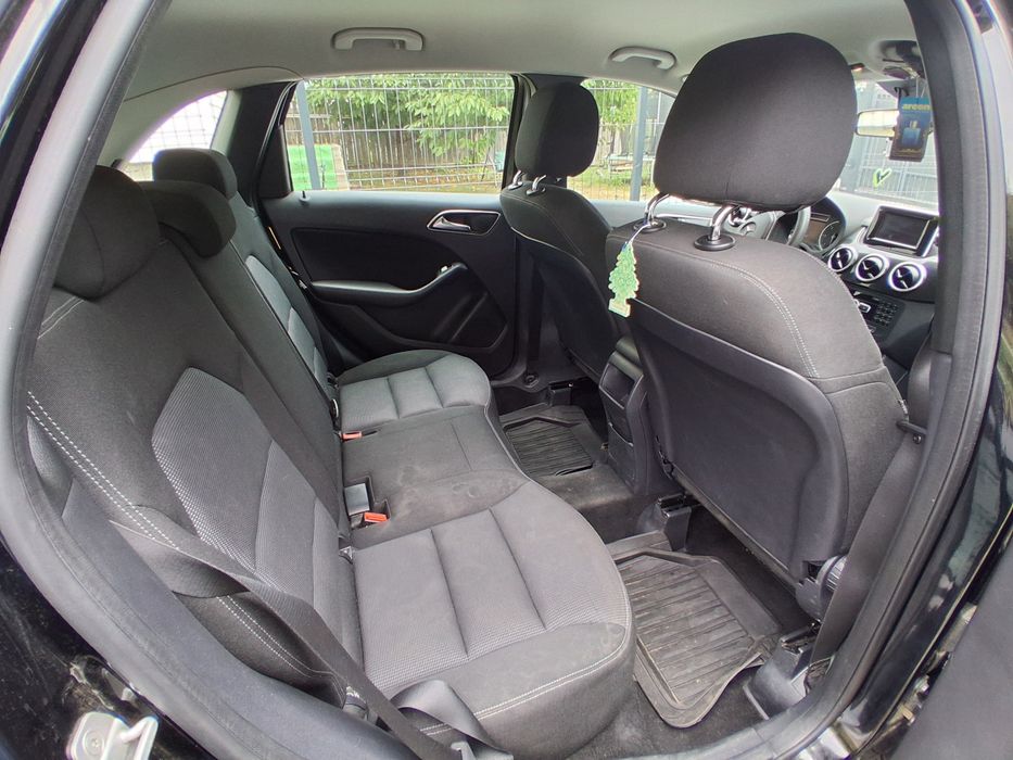 Mercedes B180 - 2012