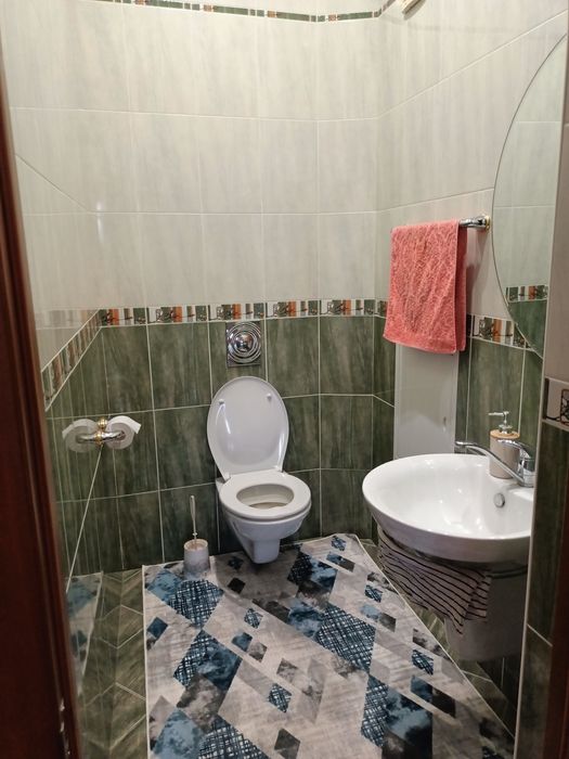 Коттедж 8 мкр ( 17 школа) трехуровневый 358 КВ .метров – pohled 3