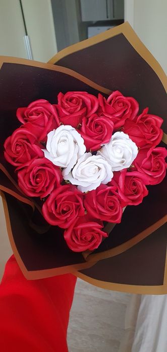 Aranjanjament trandafiri de săpun