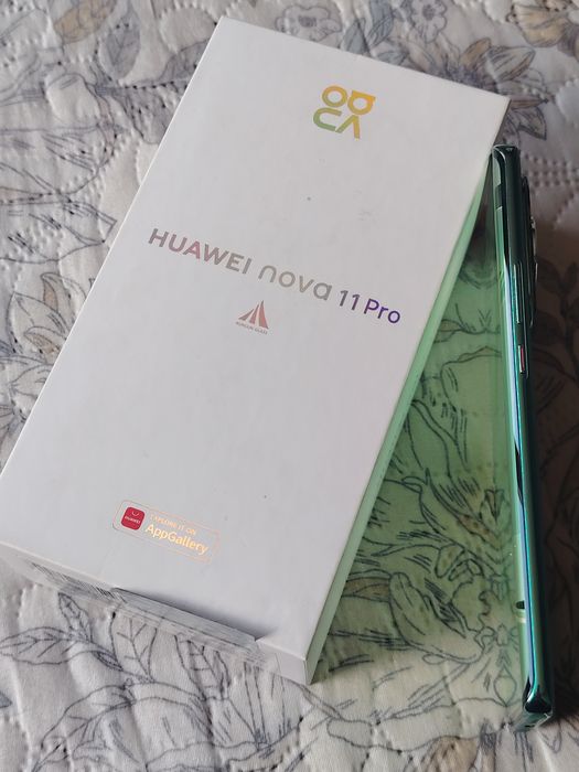 Продавам Huawei nova 11 pro