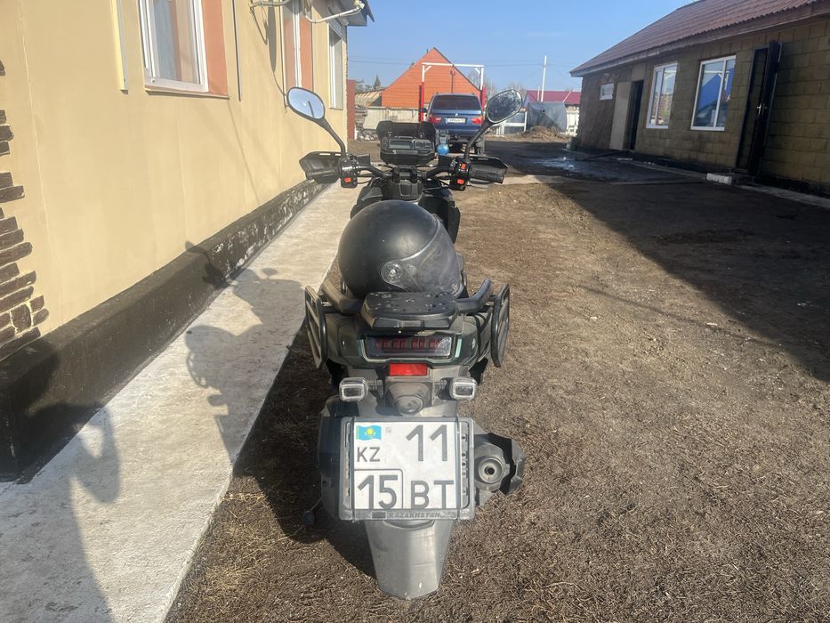 Продам скутер танк 150