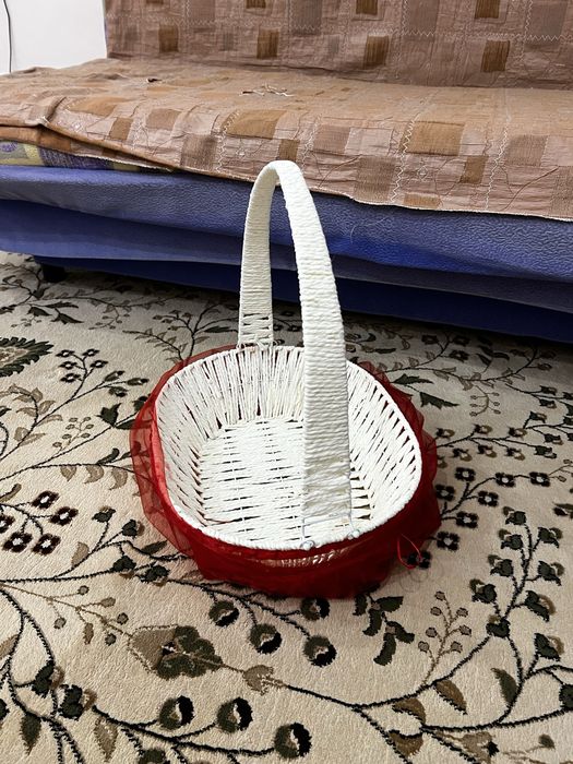 Продается корзина за 3000 тг.