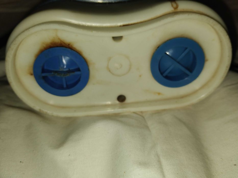 Продавам двоен термос Crown Corning Thermique Doubleheader,