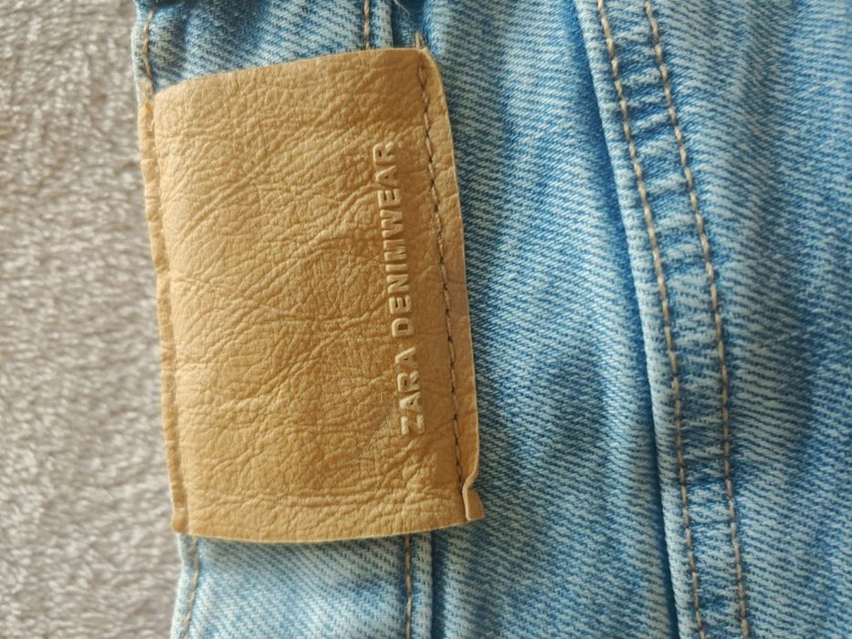 Продам джинсы Zara