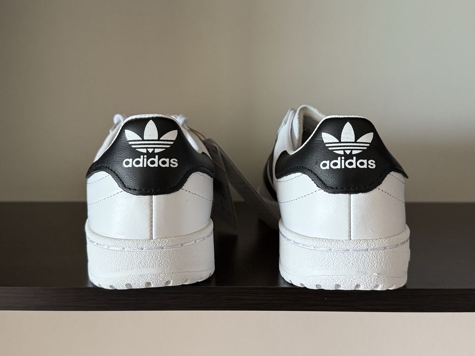 Adidas Team Court 44номер 28см Стелка Нови с Кутия