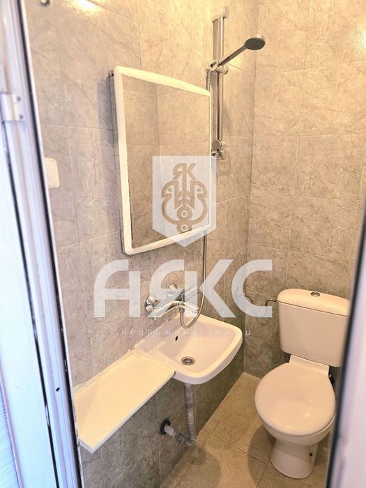 Дава се под наем Едностаен апартамент в София, Център - 30 кв.м за 408 € - Снимка #6