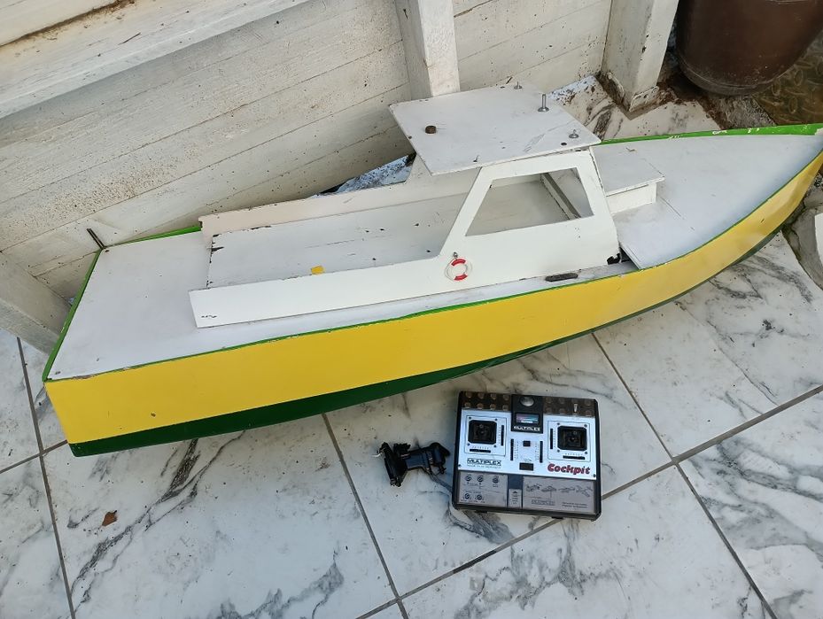 Радиоуправляем голям дървен кораб - 95 лв