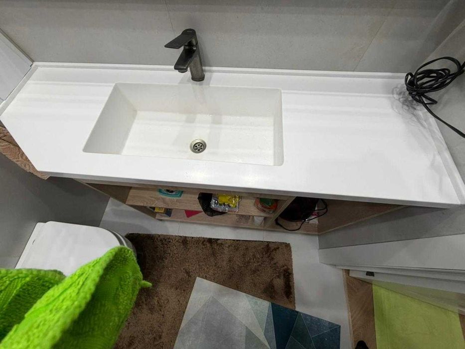 Столешницы из камня в санузлы