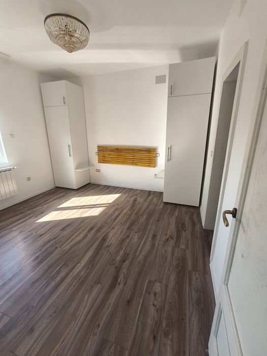 Casa sat Criva , varvorul de jos