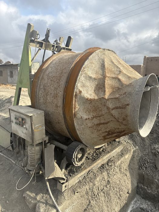 Бетон мешалка сотилади