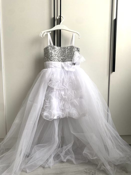 Детское бальное платье на 6-7 лет