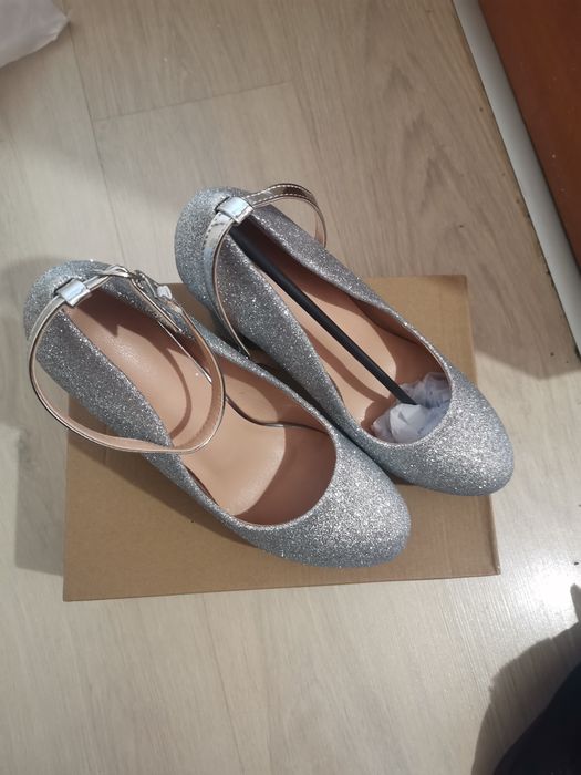 Страхотни обувки