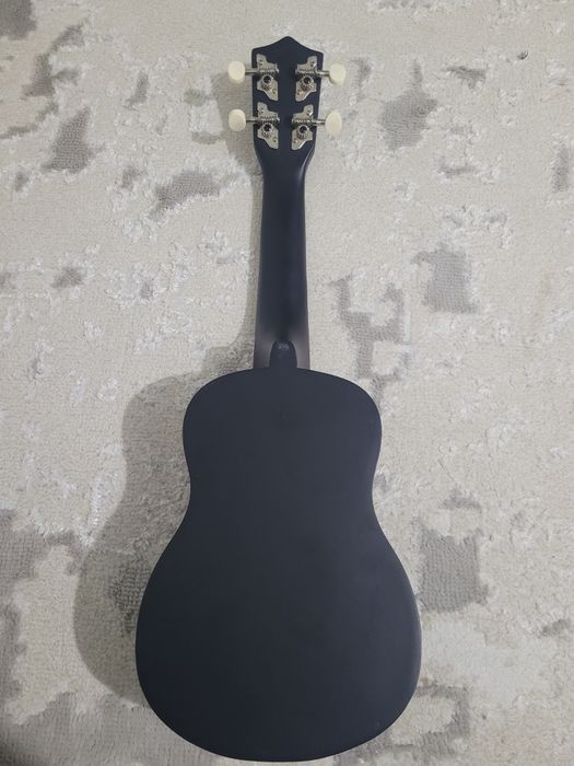 Укелеле Levinson срочно сатылады