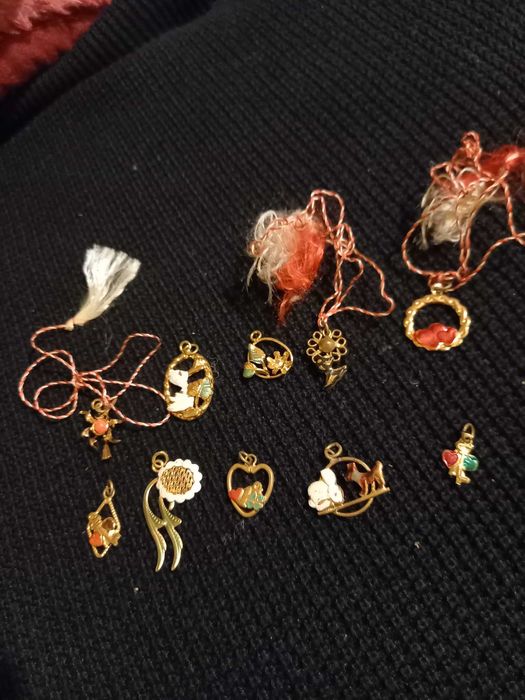 Mărţişoare vechi româneşti  din perioada comunistă anii 1970 - 1980