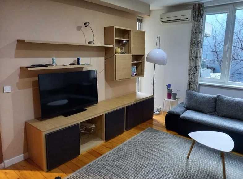 Дава се под наем Двустаен апартамент в София, Център - 75 кв.м за 448.8 € - Снимка #2