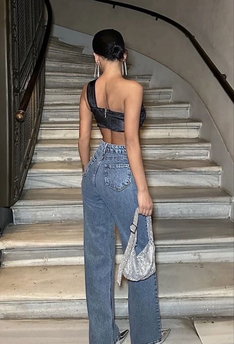 Дамски дънки с камъни