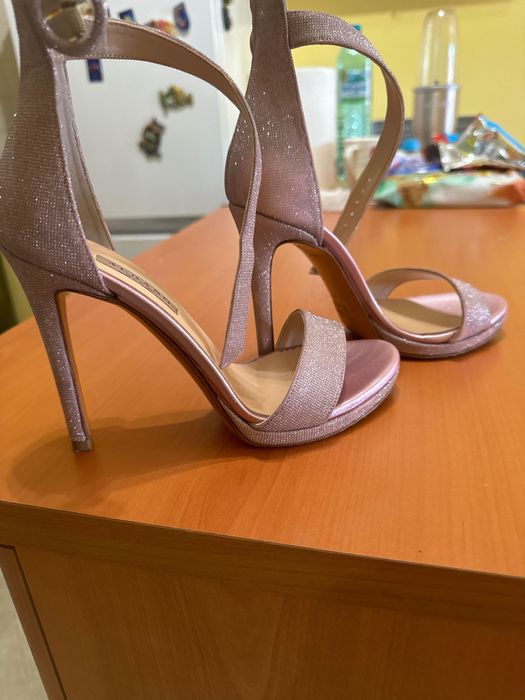 Сандали летни с ток