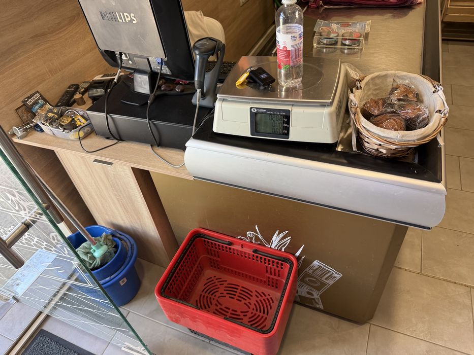 Касова зона за магазин