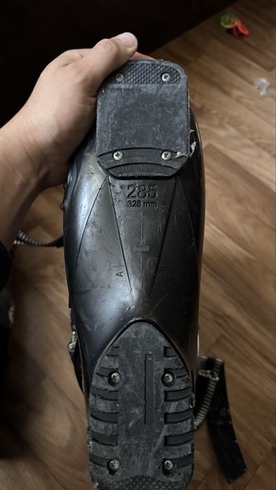 Ботинки для лыжи срочно торг