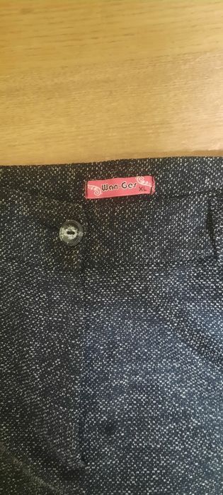 Pantaloni moderni mărimea l