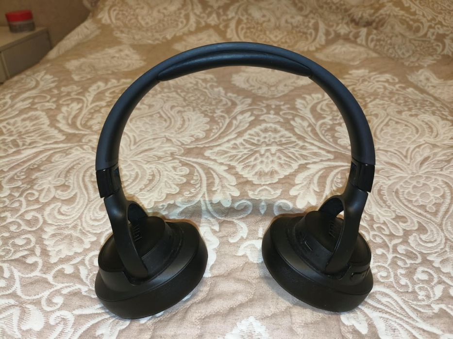 Наушники JBL 720