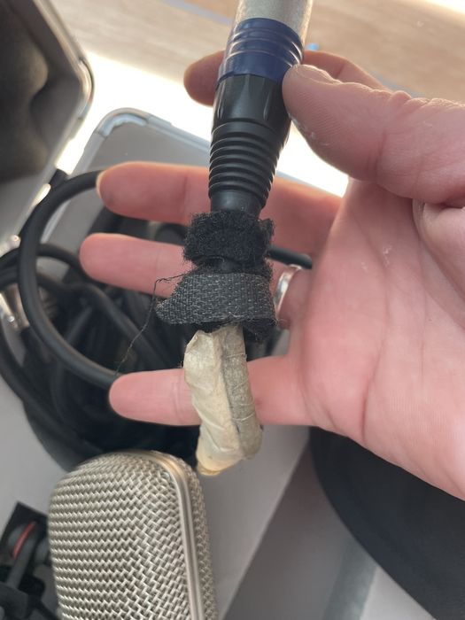 Продам микрофон студийный