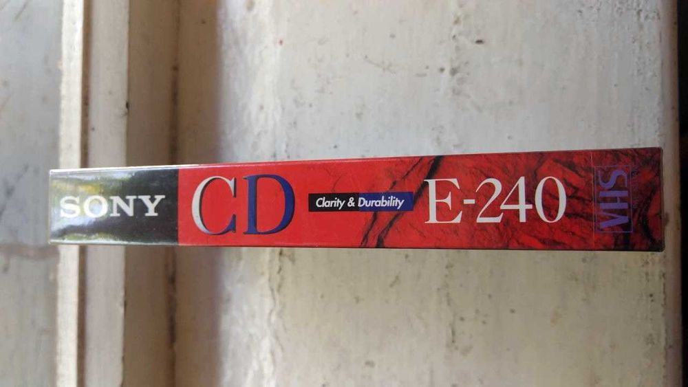 Видеокассета 240минут запечатанная