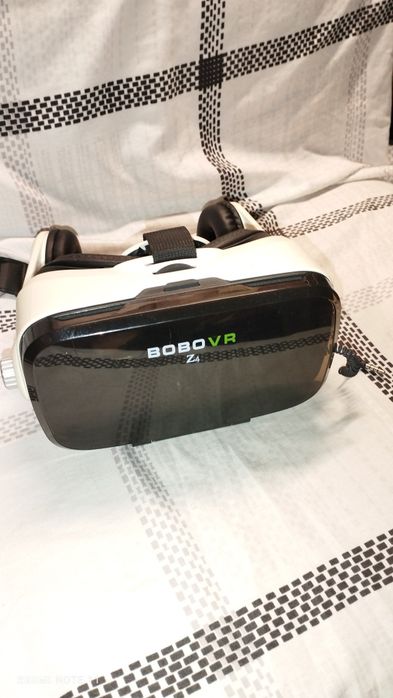 Ochelari vr cu casca